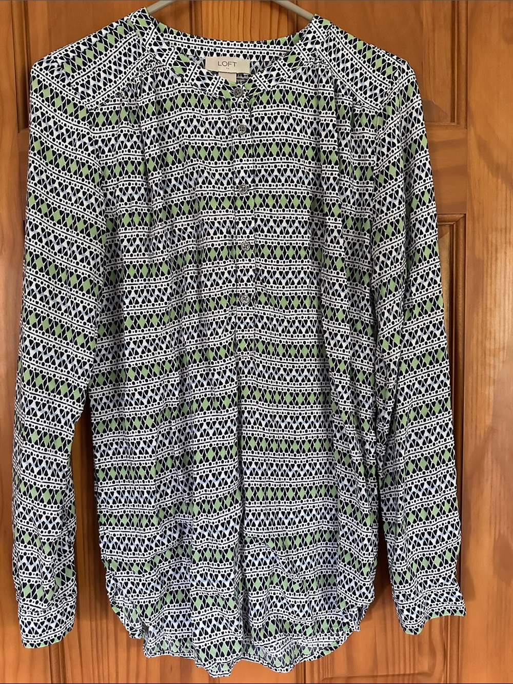 LOFT Navy, White & Green Geometric Long Sleeve Blouse great condition